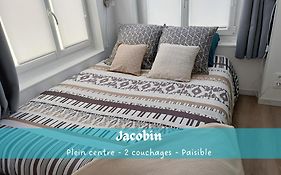 Jacobin-centre ville-paisible-2 couchages